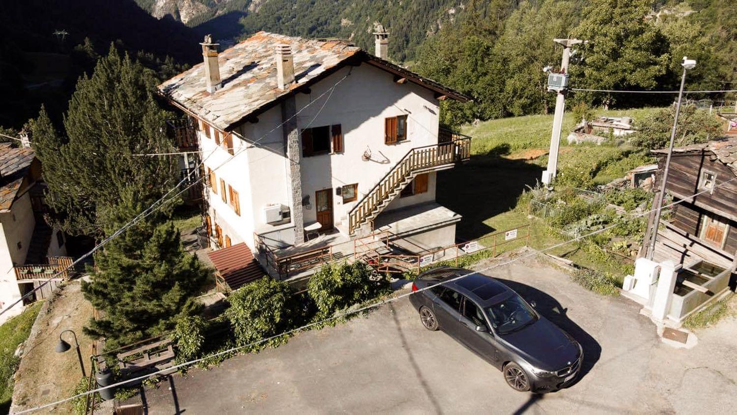 Relax & Sports -Cervinia- Maison Valtournenche Exterior foto